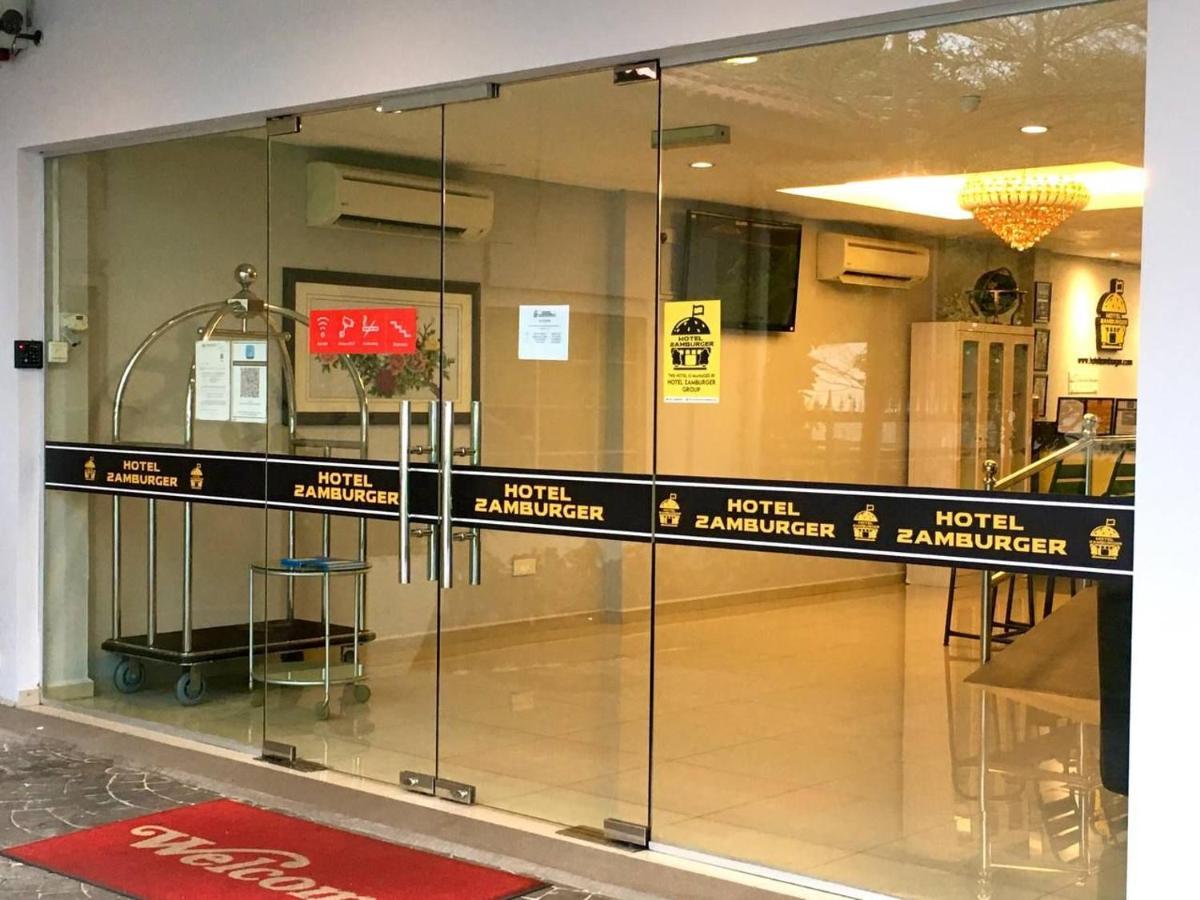 Hotel Zamburger Tengkera Melaka المظهر الخارجي الصورة